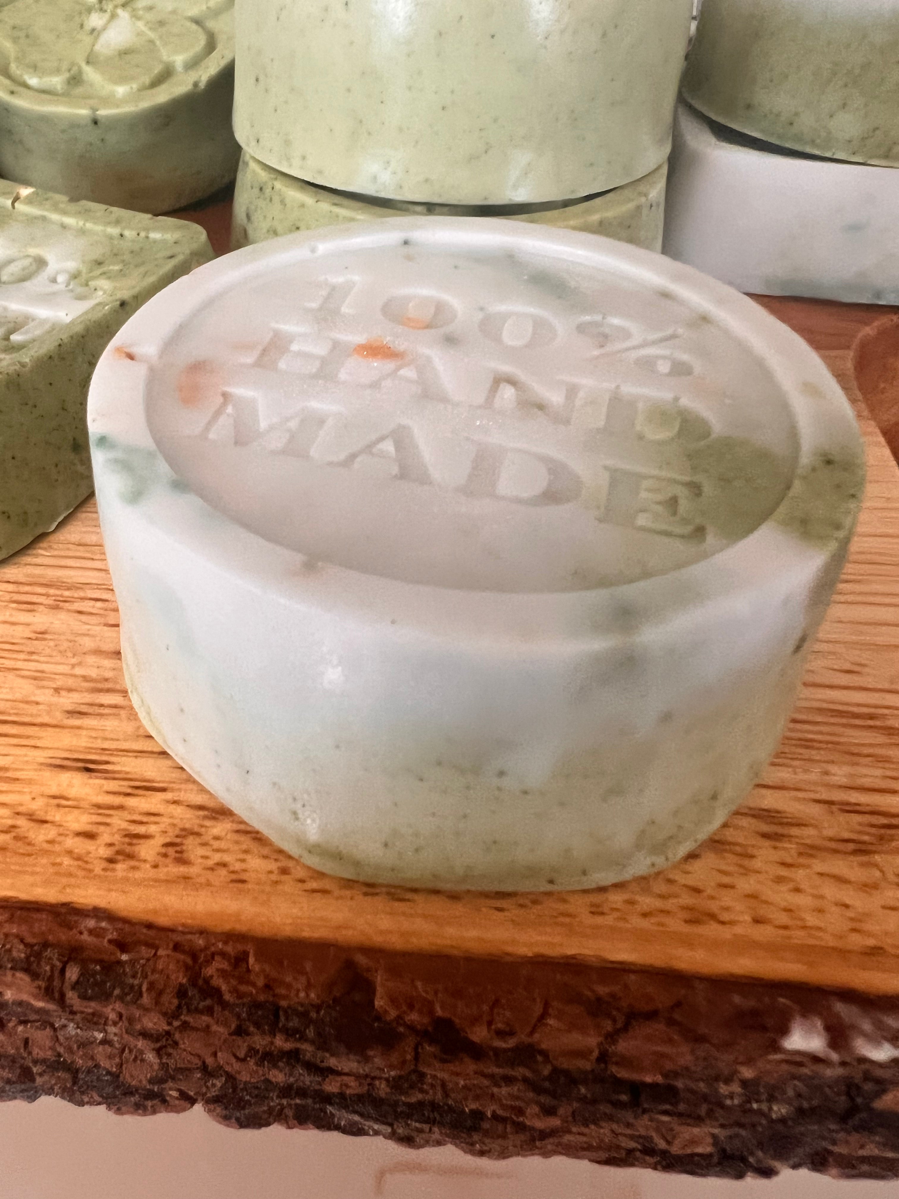 Collagen Boosting Facial Wash Bar with Natural sisal soap saver bag and soap holder