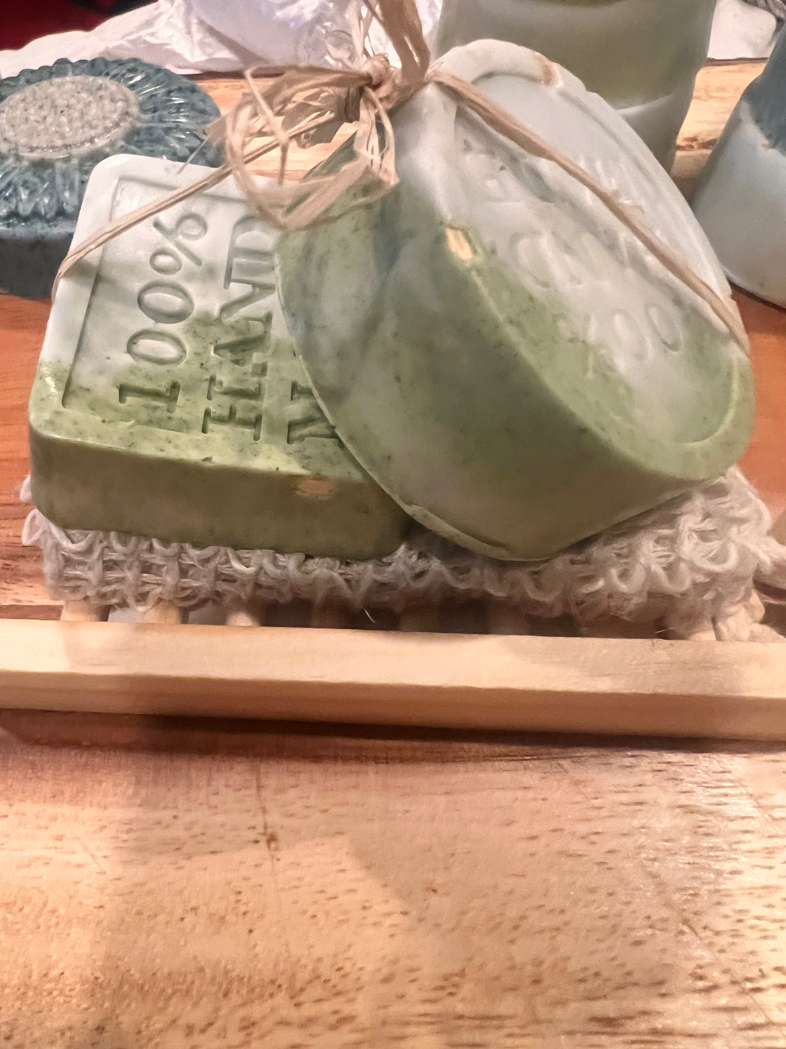 Collagen Boosting Facial Wash Bar with Natural sisal soap saver bag and soap holder