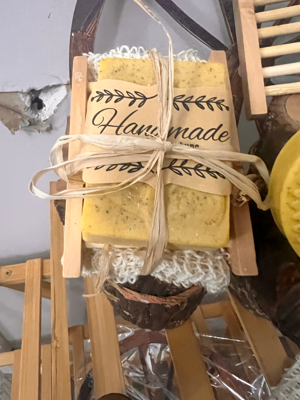 Tumeric Honey Radiance with Natural sisal soap bag and wooden soap holder