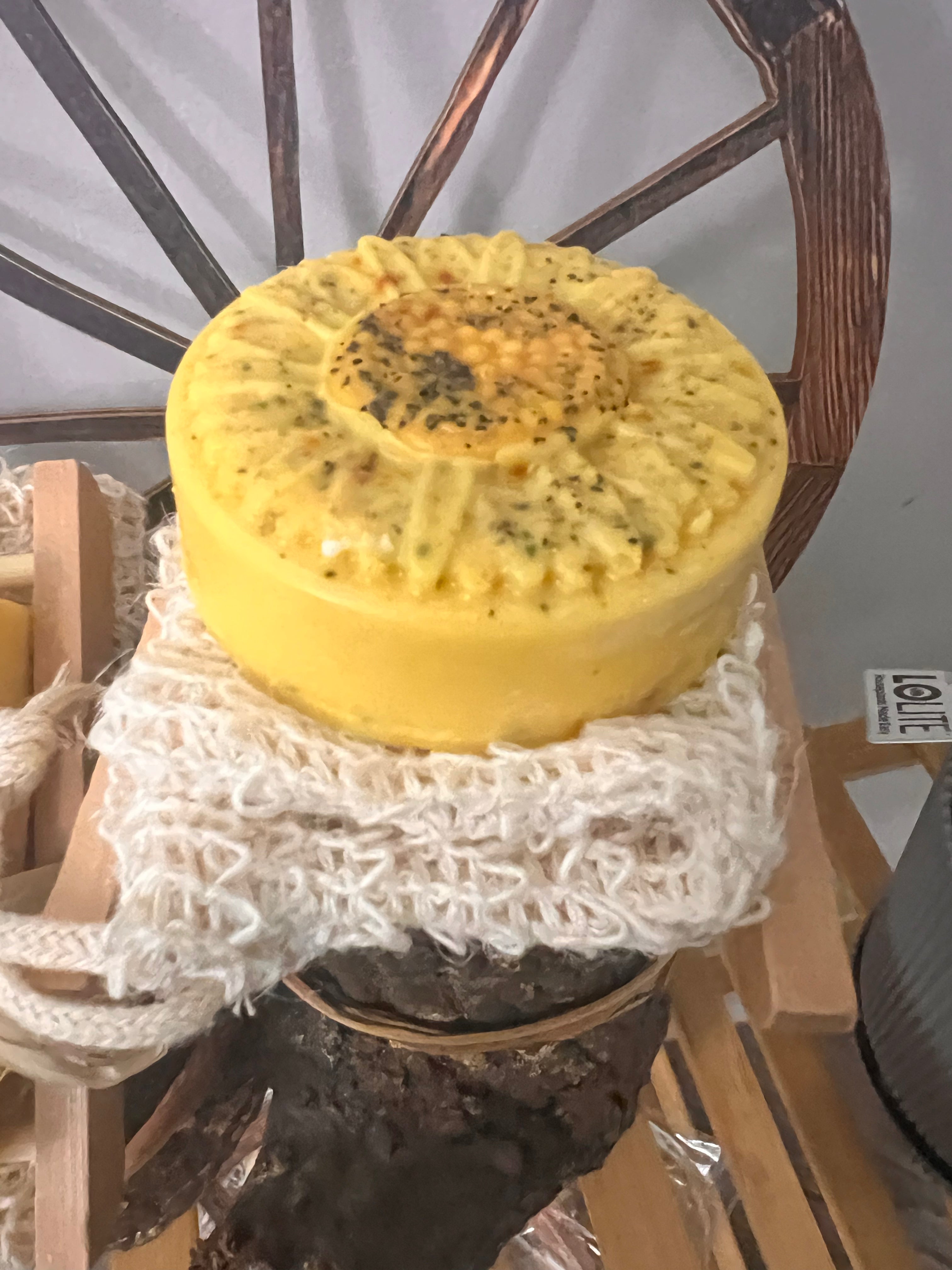 Tumeric Honey Radiance with Natural sisal soap bag and wooden soap holder