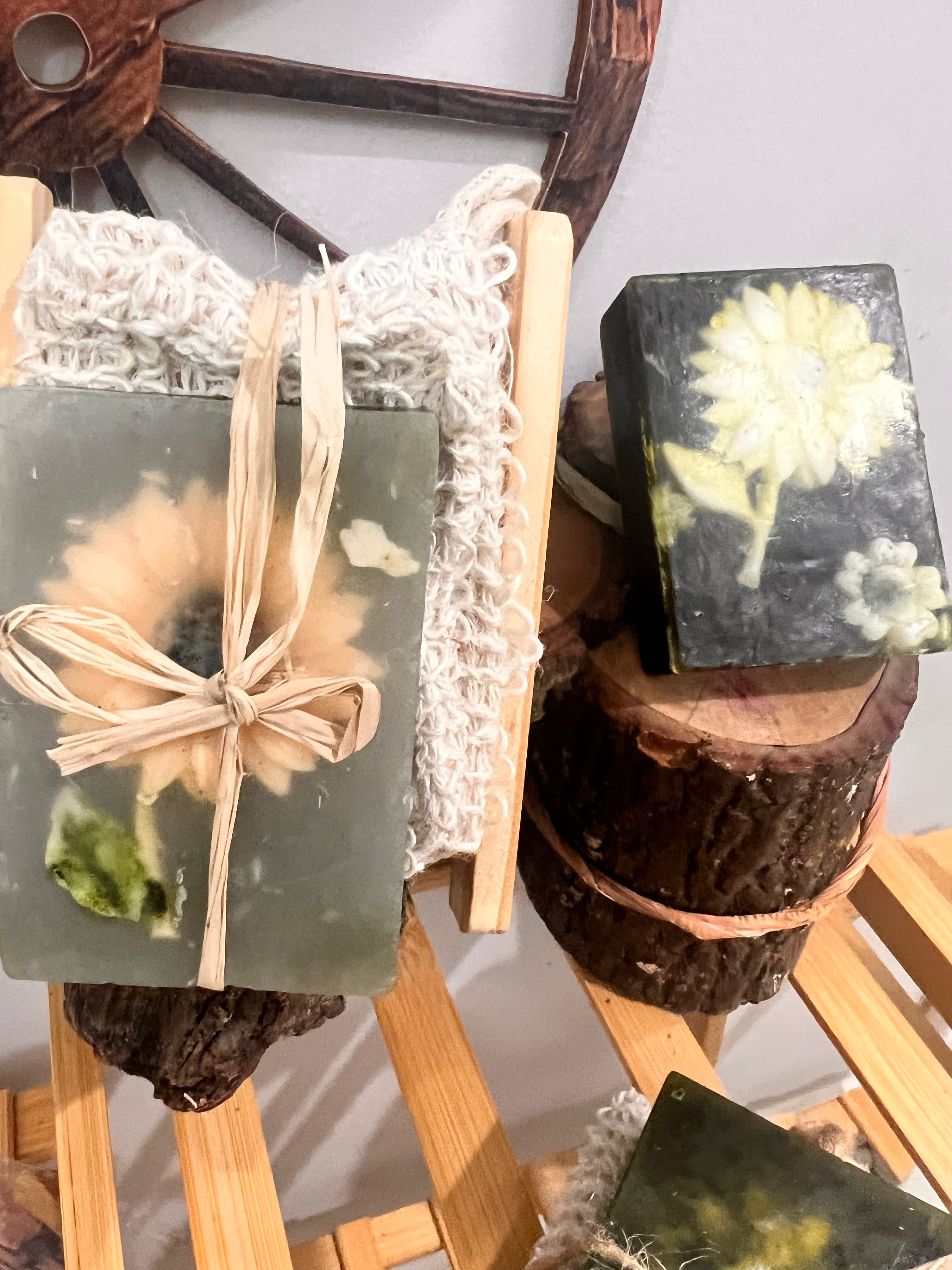 Earth and Herb Radiance Soap Bar with natural sisal soap saver bag