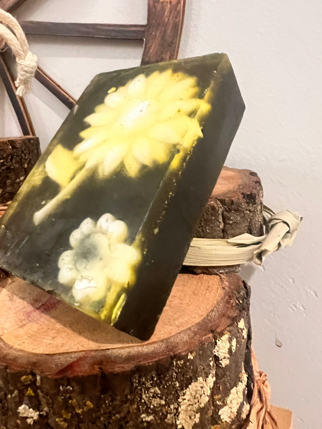Earth and Herb Radiance Soap Bar with natural sisal soap saver bag